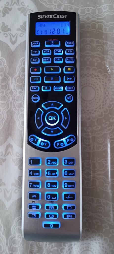 Télécommande universelle SilverCrest SFB 10 .1 C3, Enlèvement ou Envoi, Neuf