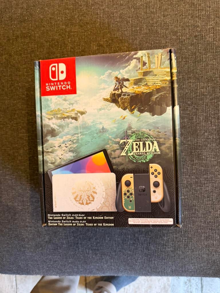 Nintendo switch oled zelda editi+ zelda totk en mario kart 8, Games en Spelcomputers, Ophalen, Switch OLED
