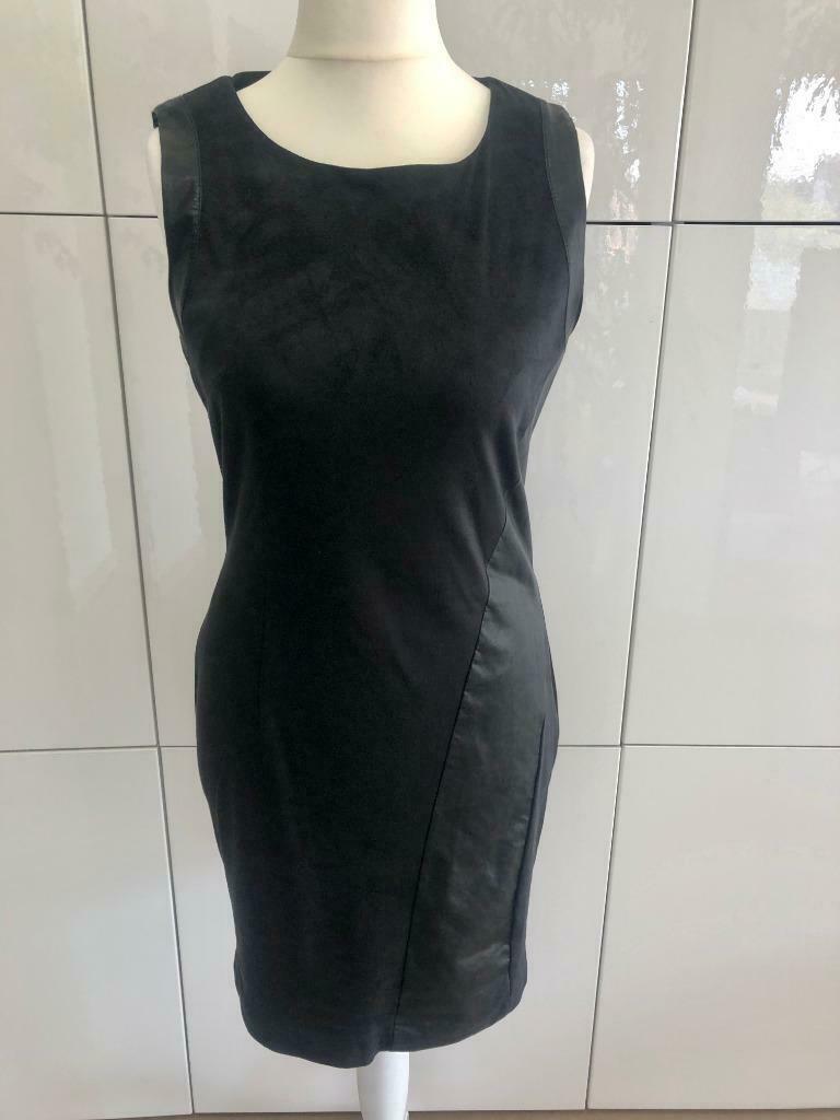 Zwart aansluitend kleedje Astrid Black Label - maat L, Kleding | Dames, Jurken, Zo goed als nieuw, Maat 42/44 (L), Zwart, Boven de knie