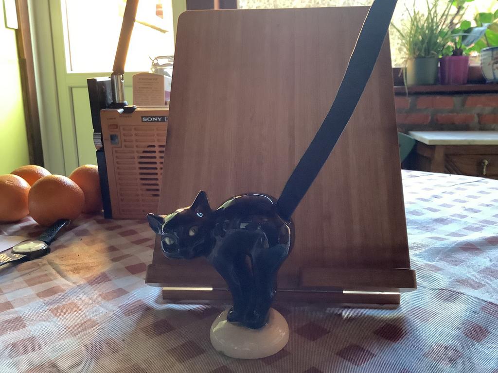 Vintage Goebel Hummel Black Cat, Verzenden