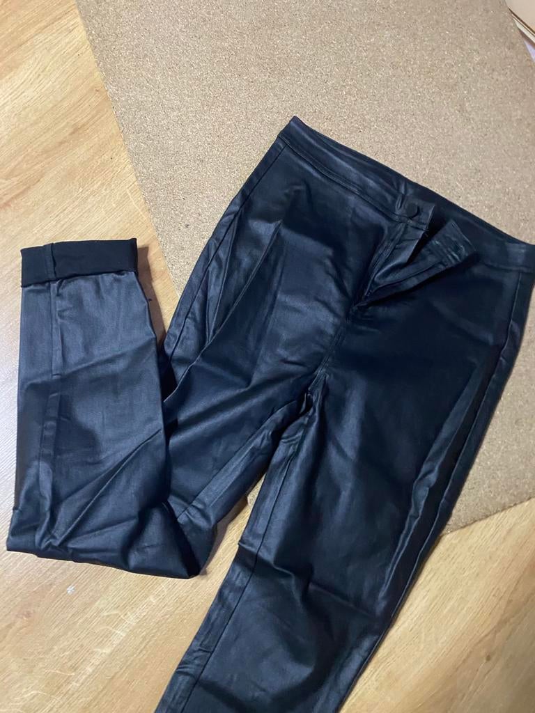 leren broek, Kleding | Dames, Broeken en Pantalons, Ophalen, Zwart, Maat 42/44 (L), Zo goed als nieuw