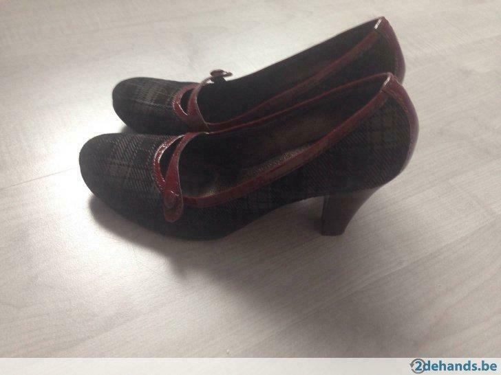 Mooie pumps van Progetto glam in maat 37., Enlèvement ou Envoi, Porté, Escarpins