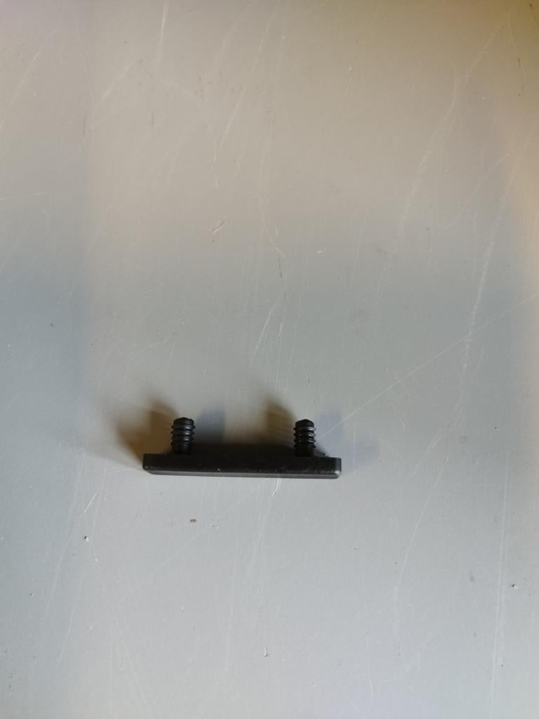 Meubelglijders bumpers voor metalen profielen 50x10x4 mm, Meubelglijder - bumper, Nieuw, Ophalen of Verzenden, Geen idee