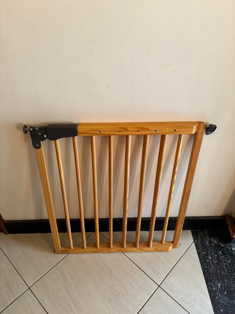 Barrière de sécurité réglable, 100 à 115 cm, Comme neuf, Enlèvement, Bois