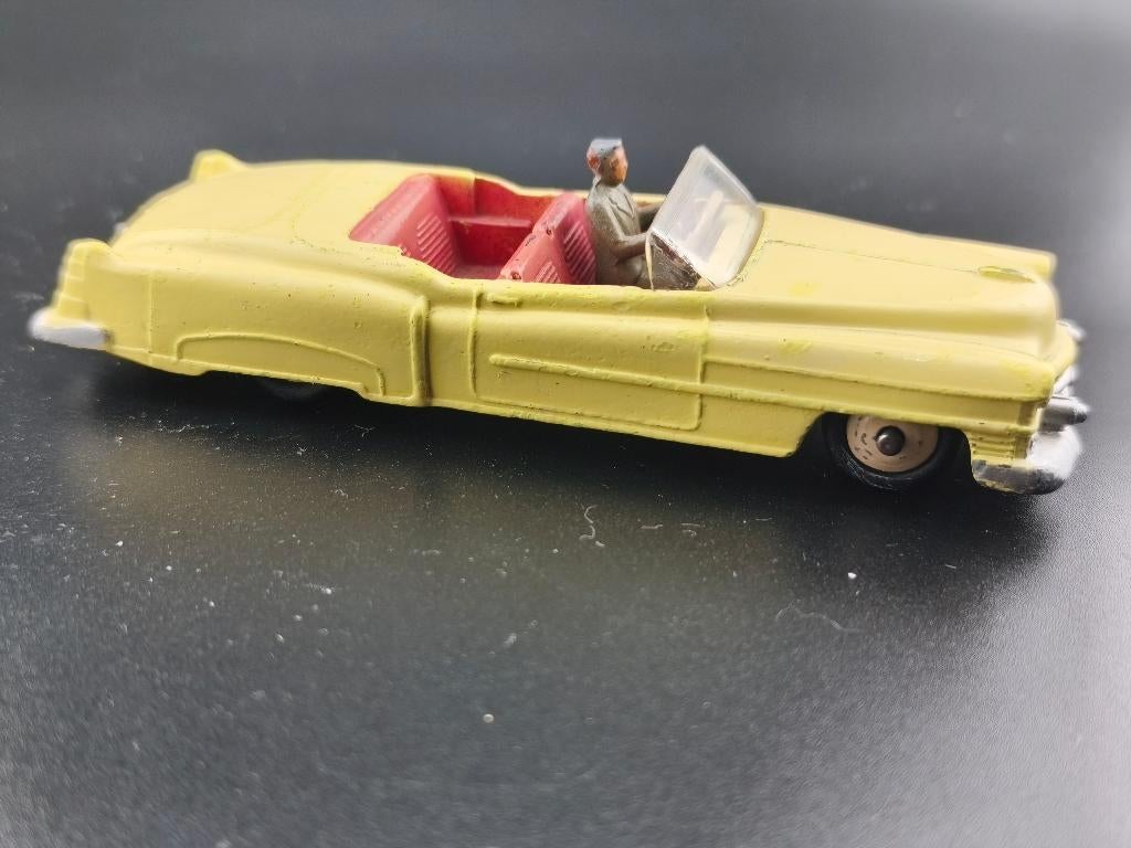 DINKY TOYS UK CADILLAC ELDORADO REF 131, Enlèvement ou Envoi, Comme neuf, Voiture, Dinky Toys