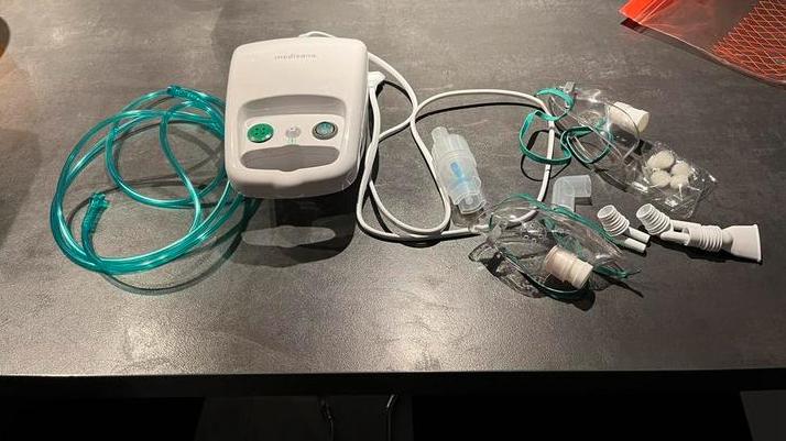 Inhalator/aerosol Medisana IN 500, Elektronische apparatuur, Ophalen of Verzenden, Gebruikt, Overige typen