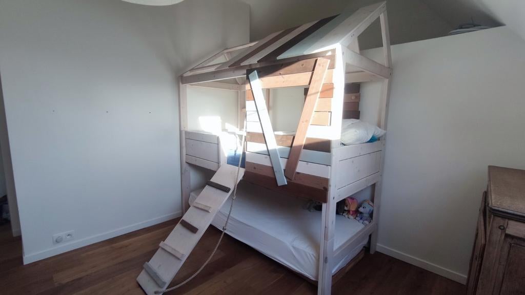 Boomhut bed van lifetime voor 1 of 2 kindjes, Ophalen, Gebruikt, Halfhoogslaper