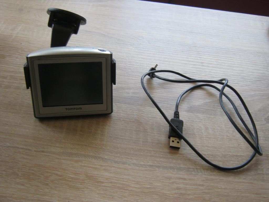 GPS TOM-TOM ONE pour pièces..est-ce qu'il travaille toujours, Enlèvement ou Envoi, Utilisé