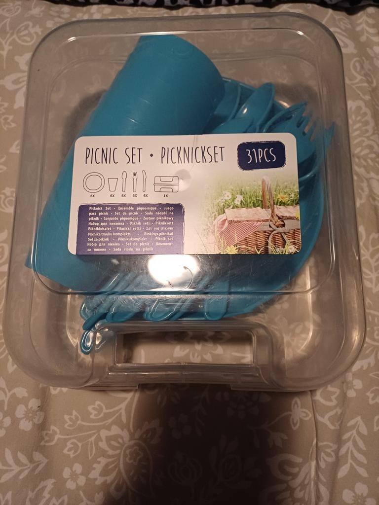 Set de pique-nique, Enlèvement