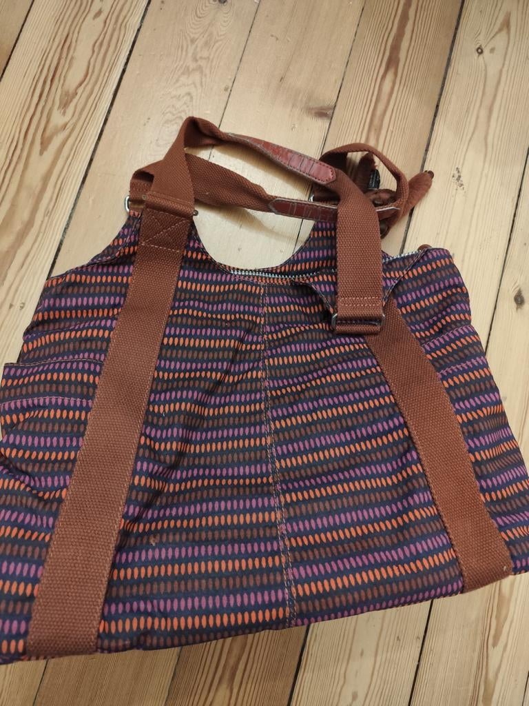 Sac porté à l'épaule Kipling en bon état, Enlèvement