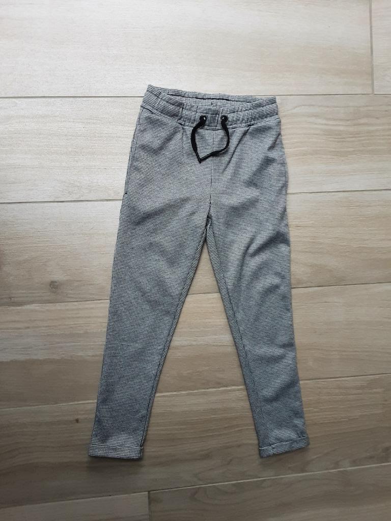 Mooie meisjes broek maat 122 *Kids* Hele goede staat, Broek, Meisje, Kids, Ophalen of Verzenden