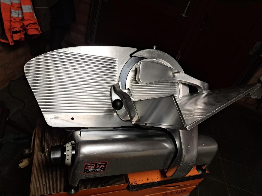 Bizerba snijmachine 35 CM diameter, Enlèvement, Utilisé, Boulangerie et Boucherie