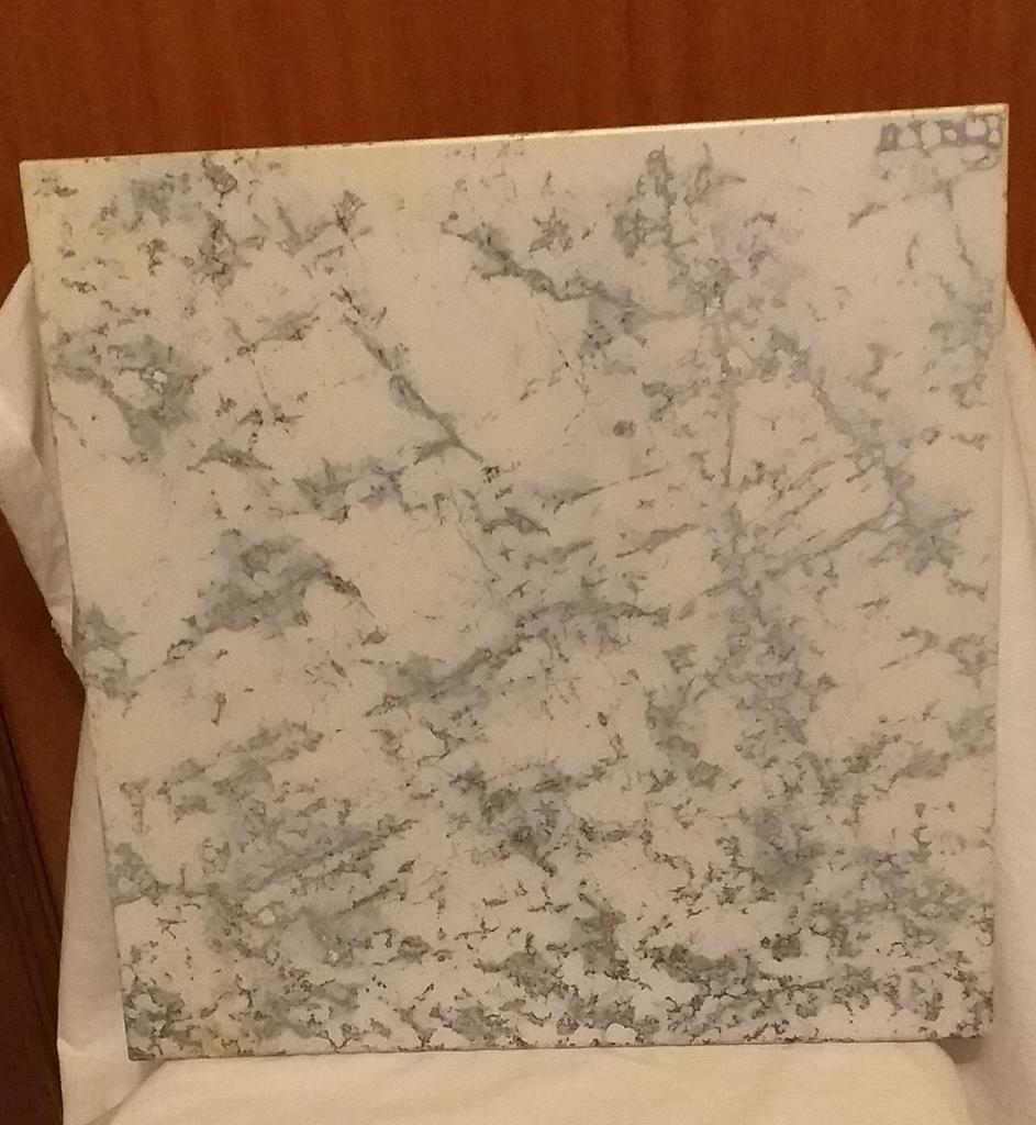 Tegel van 40 cm, Keramiek, Zo goed als nieuw, 20 tot 40 cm, Minder dan 5 m²