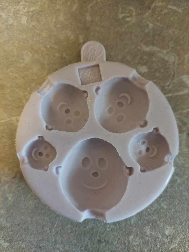 Face or Head 5 Sizes - Karen Davies Mould, Hobby en Vrije tijd, Ophalen of Verzenden, Zo goed als nieuw, Taarten of Cupcakes, Overige typen