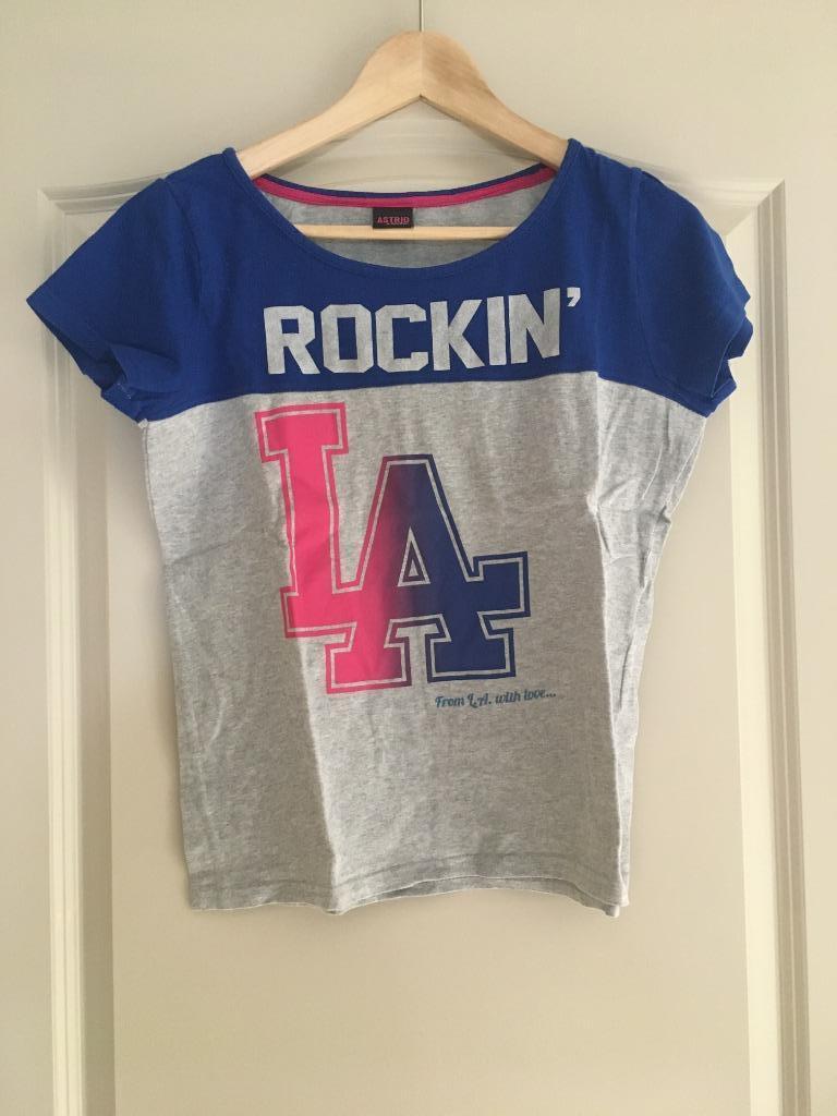 Blauw en grijze T-shirt Astrid Bryan maat M, Kleding | Dames, Maat 38/40 (M), Blauw, Astrid Bryan, Ophalen of Verzenden