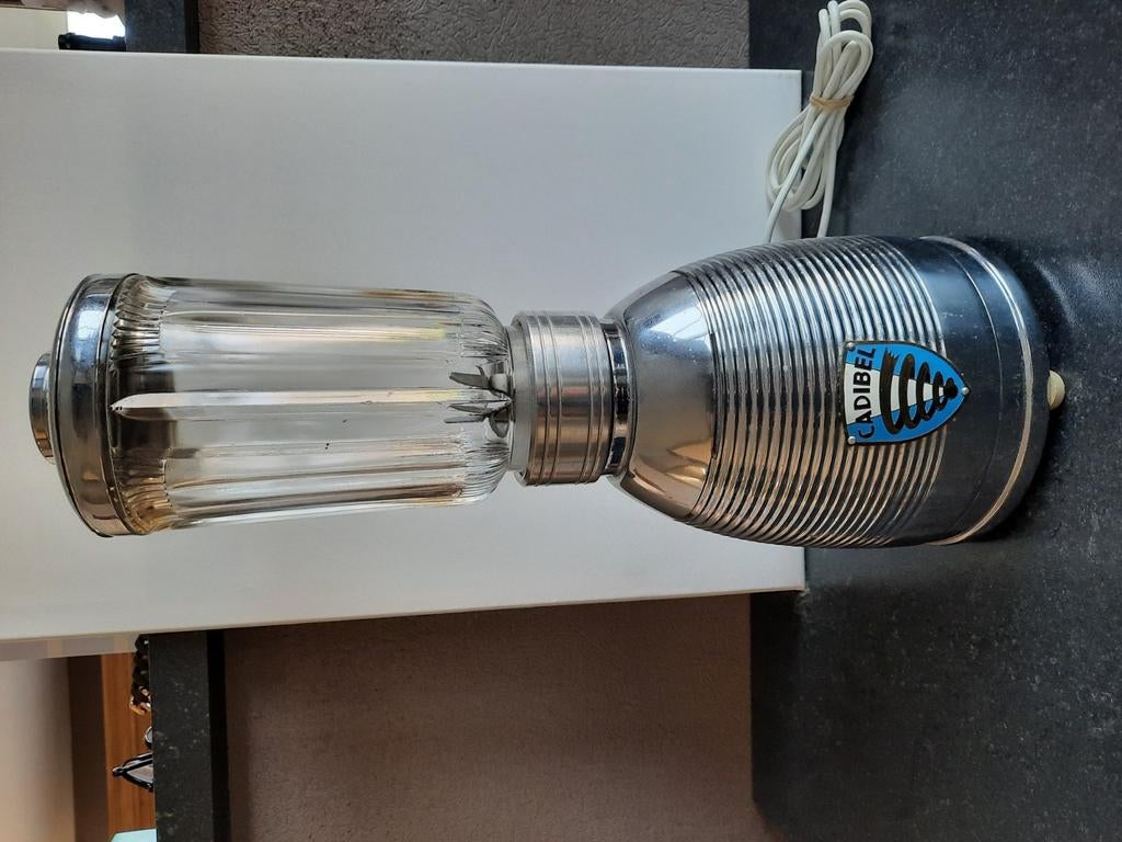 Vintage blender, Enlèvement