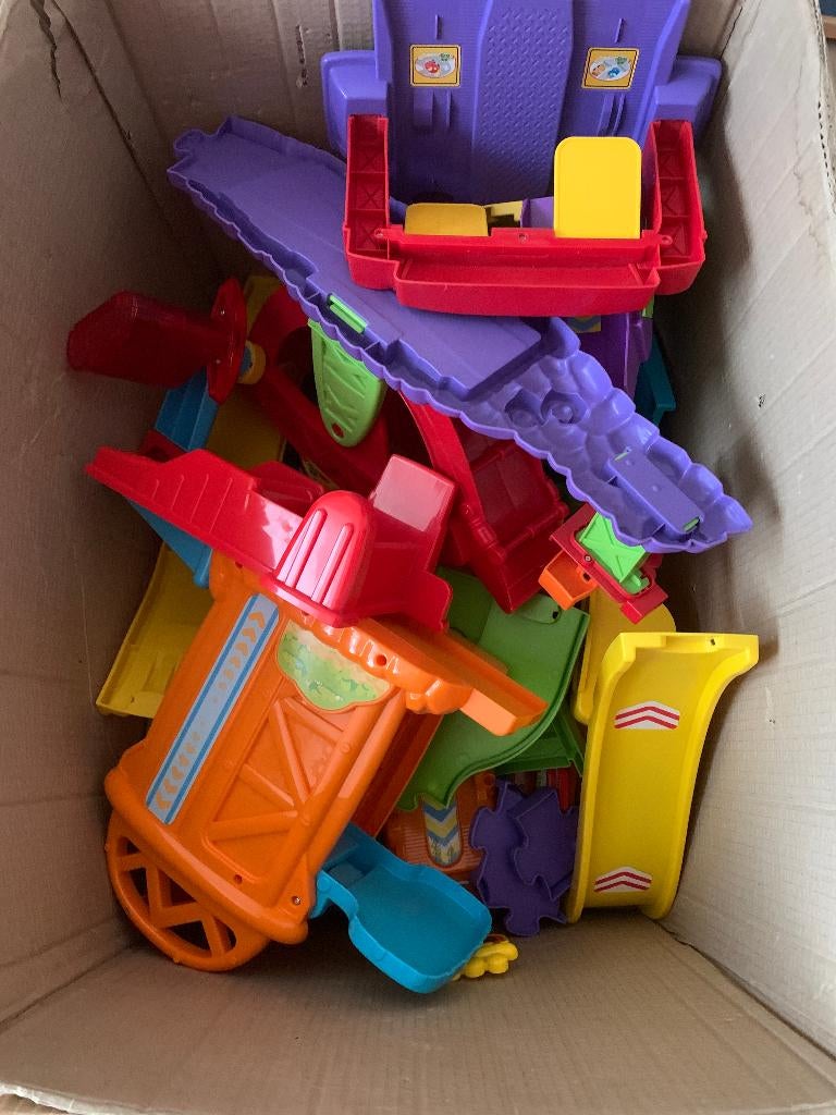 Vtech toet toet auto's Super RC racecircuit, Kinderen en Baby's, Ophalen, Gebruikt, 2 tot 4 jaar