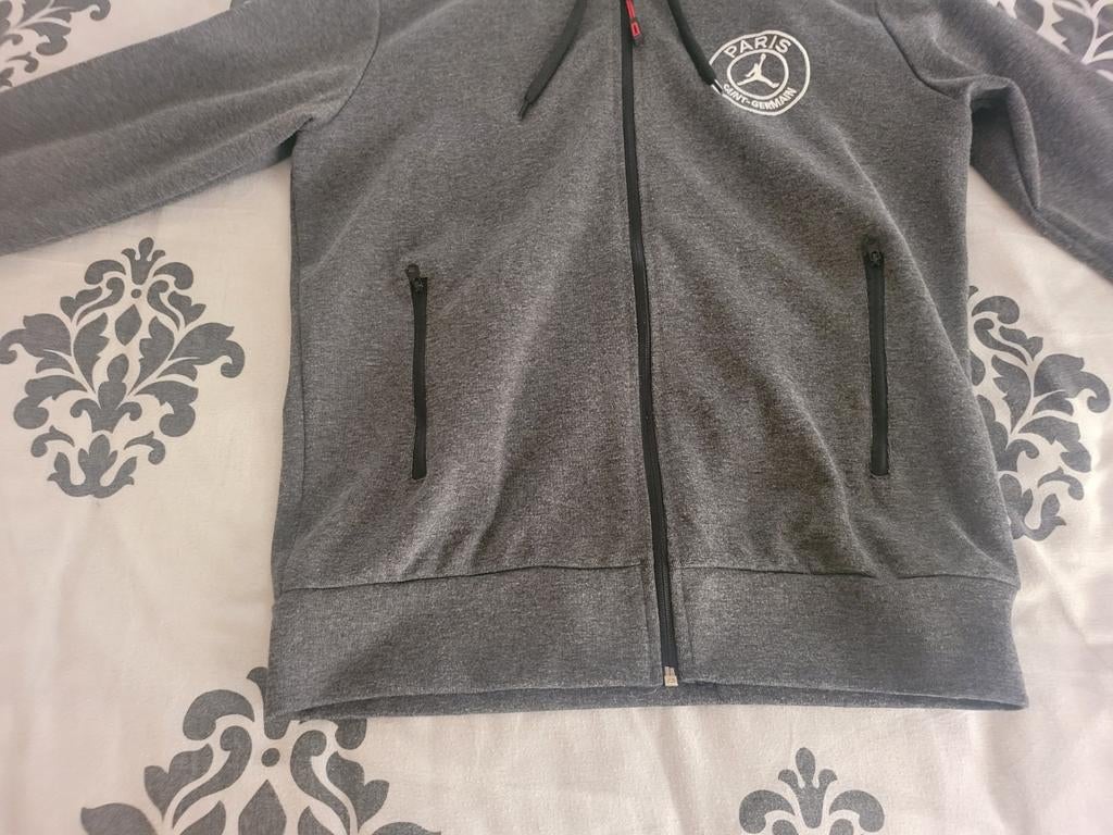 Nike-Jordan training..Nieuwstaat..Spotprijs.., Gris, Général, Nike, Comme neuf