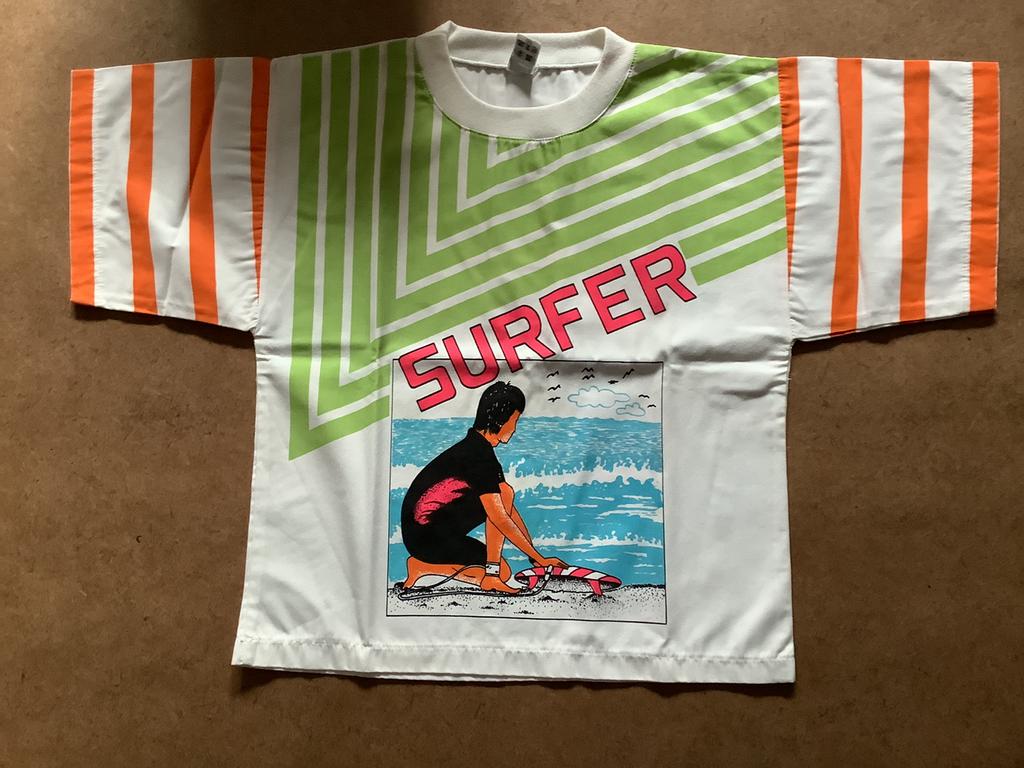 Surfer t-shirt (10 jaar oud), Gebruikt