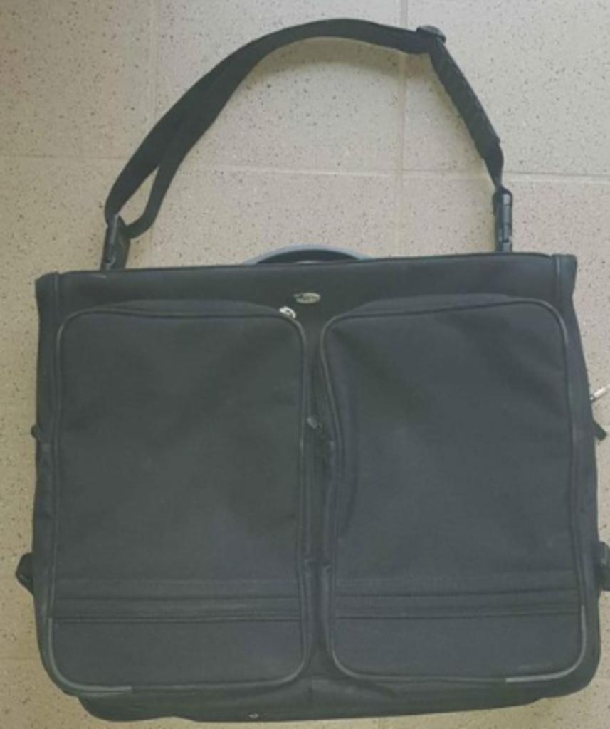BRIC'S zachte luxe bagage, Handtassen en Accessoires, Ophalen, 30 cm of meer, Zwart, Zo goed als nieuw