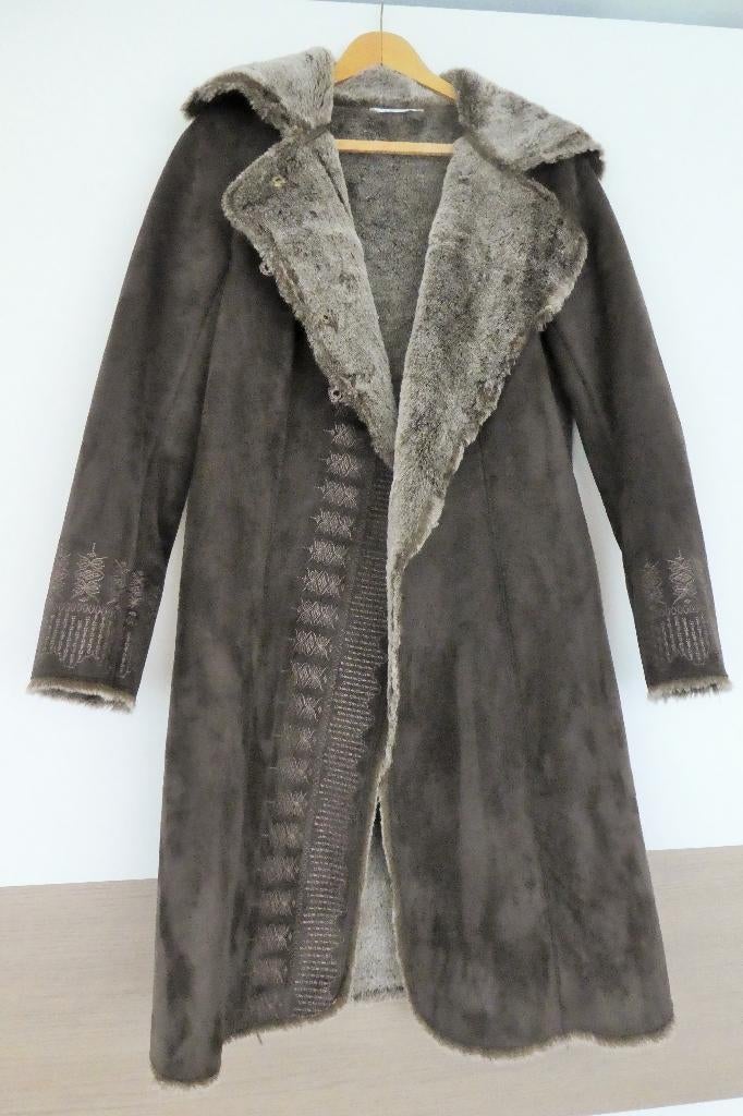 Beau Manteau imitation Daim/Fourrure Brun  T. 38 /M. NEUF !, Ophalen, Nieuw, Maat 38/40 (M), Bruin