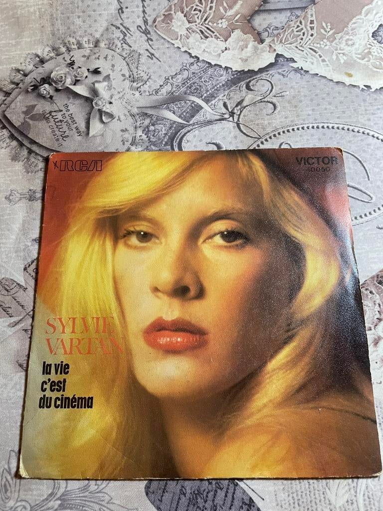 Sylvie vartan - la vie c est du cinema, Enlèvement ou Envoi