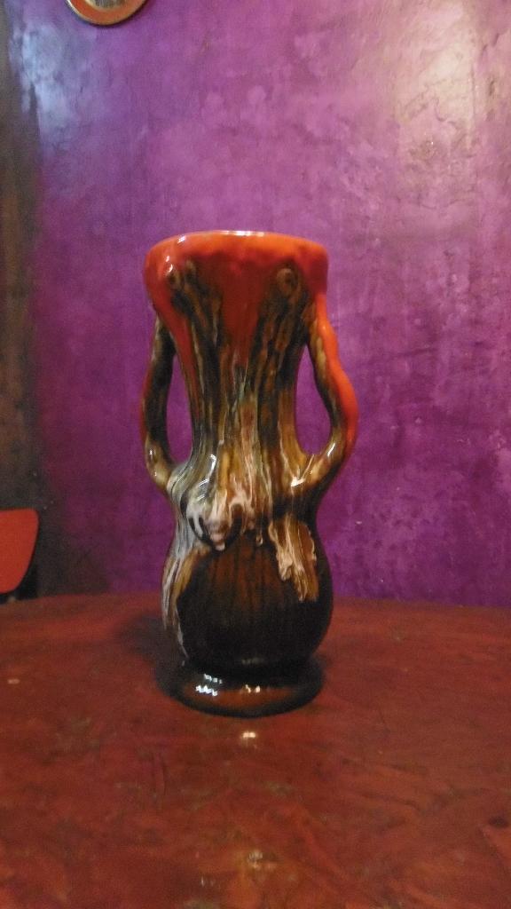 Vase Hot lava Vallauris, Ophalen of Verzenden