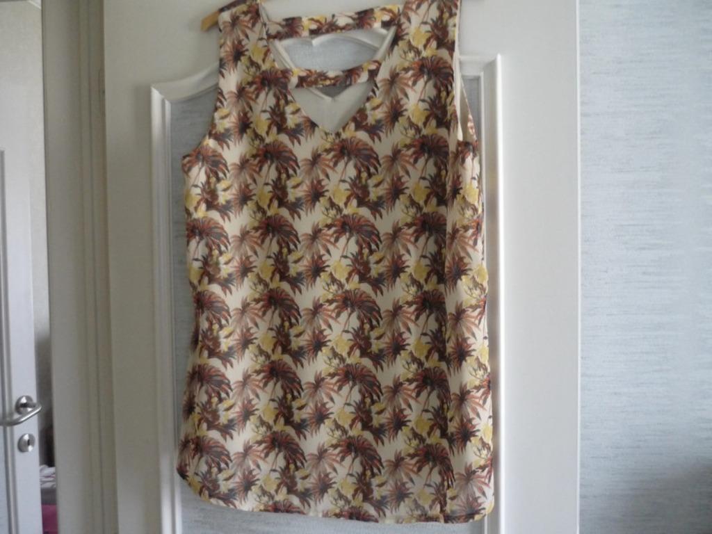 Corsage sans manches pour femmes, Enlèvement ou Envoi, Porté, Beige