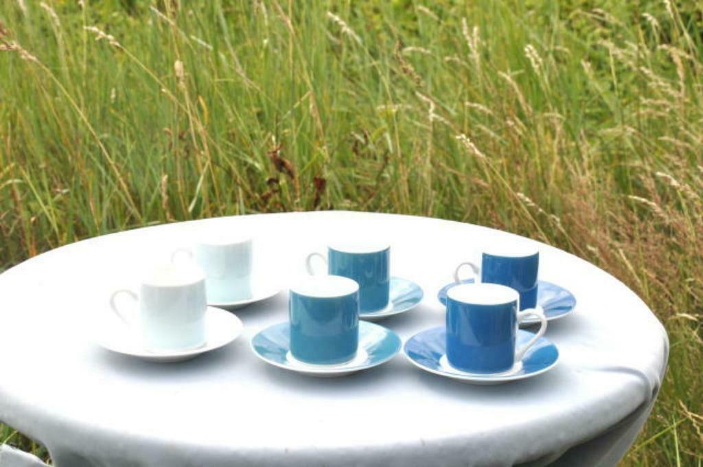 § 6 tasses avec sous tasse cafe moka, Enlèvement ou Envoi, Céramique, Utilisé, Autres styles