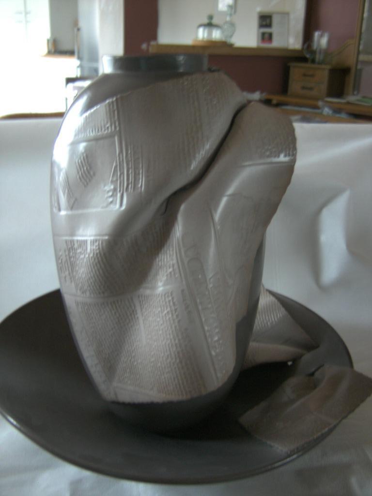 exclusieve elsa vaas en schaal handmade in spanje, Huis en Inrichting, Woonaccessoires | Vazen, Ophalen, Overige kleuren, Aardewerk of Porselein