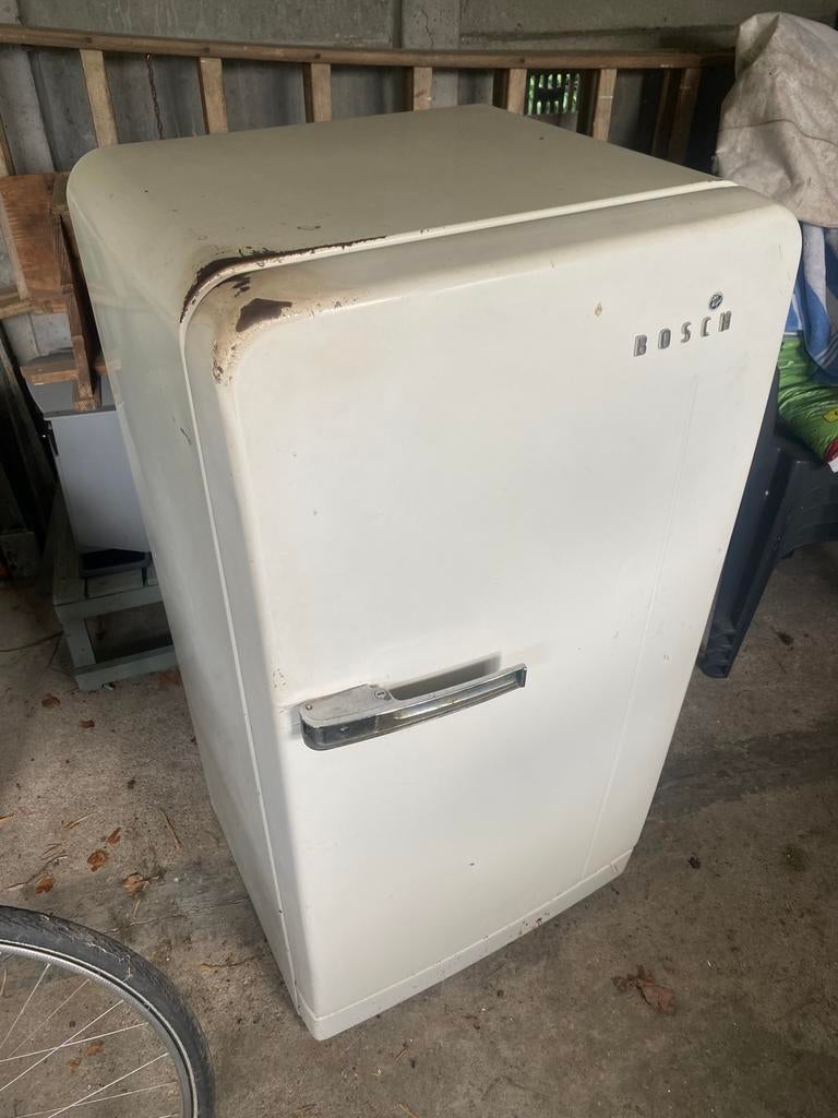 Retro koelkast bosch werkend, Elektronische apparatuur, Ophalen