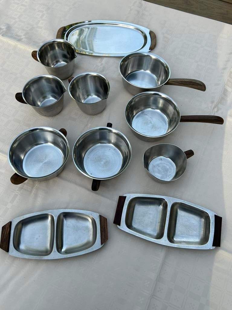Ensemble de mini plats, casseroles et pots en inox danois, Comme neuf, Inox, Casserole, Bidon ou Boîte