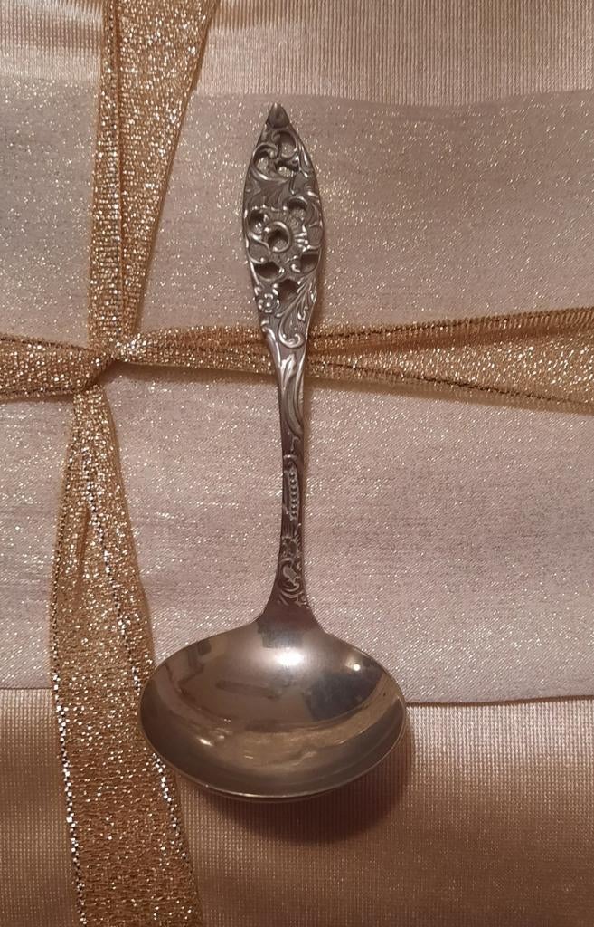 Cuillère à crème antique, Envoi