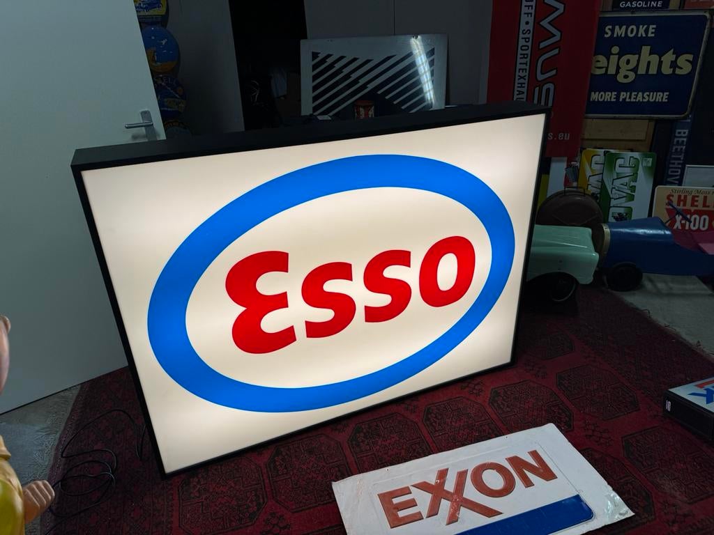 boîte à lumière publicitaire pour pompe à essence Esso, Enlèvement, Utilisé, Table lumineuse ou lampe (néon)