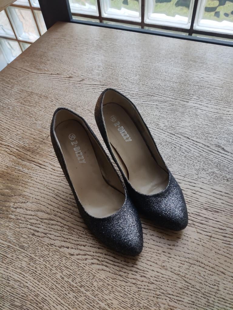 Feestelijke schoenen 2-Bizzy maat 38, Nieuw, Schoenen met hoge hakken, Grijs, Ophalen