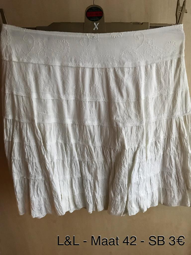 Witte rok L&L - maat 42, Kleding | Dames, Rokken, Lola & Liza, Ophalen of Verzenden, Maat 42/44 (L), Wit