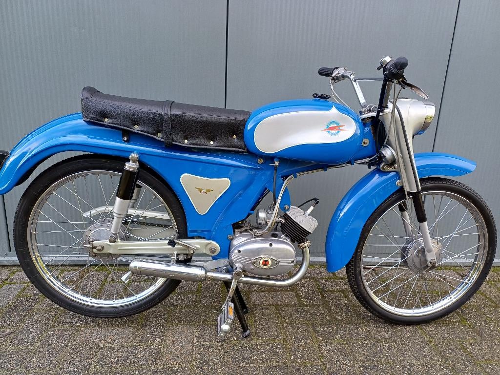 Italiaanse oldtimer Malanca 50 zeer nette bromfiets 3 versn, Fietsen en Brommers, Brommers | Oldtimers, Overige merken, Klasse B (45 km/u)