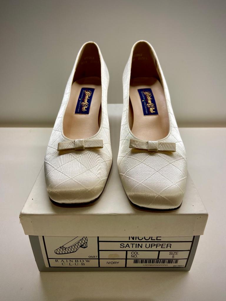 Bruidsschoenen NIEUW - maat 38, Kleding | Dames, Ophalen of Verzenden, Nieuw