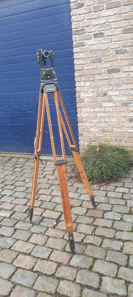 Landmeetkundig toestel op statief, Antiek en Kunst, Ophalen