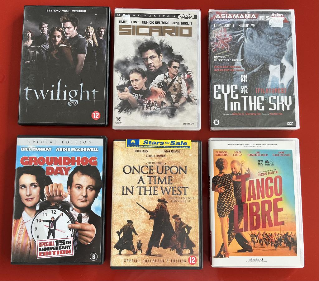 6 DVD : Twilight, Sicario, Le Jour de la marmotte,..., Enlèvement ou Envoi, Comme neuf