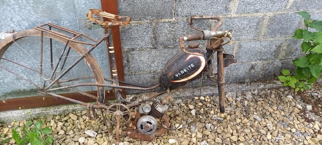 Velomoteur Vedette