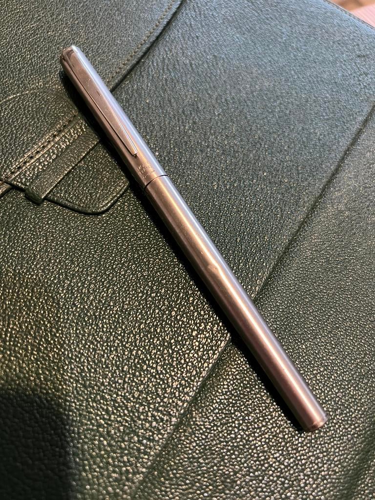 Montblanc Noblesse slimline punt F dop beschadigd, Ophalen of Verzenden, Zo goed als nieuw