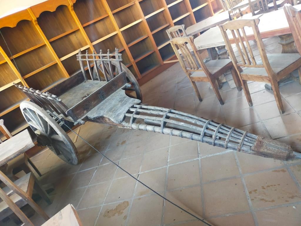 Chariot ancien, Enlèvement