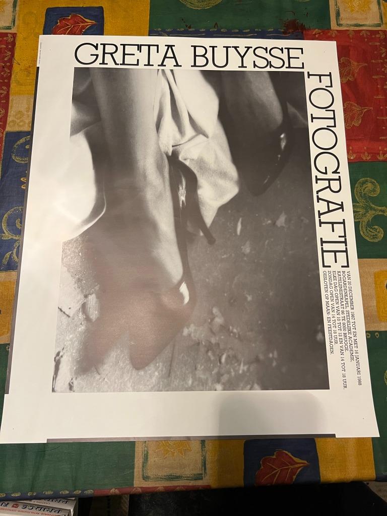 Affiche ancienne Greta Buysse - Photographie *Chapelle Bogar, Collections, Posters & Affiches, Utilisé, Autres sujets/thèmes, Affiche ou Poster pour porte ou plus grand