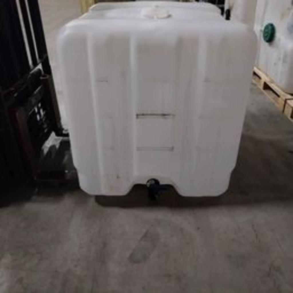 Plastic vat zonder frame., Tuin en Terras, Regentonnen, Ophalen, Kunststof, Gebruikt, Met kraantje