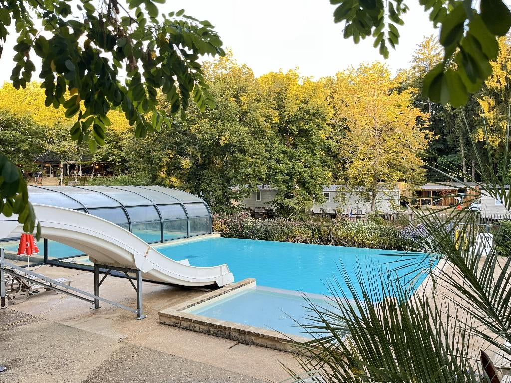 Campingvakanties in de Dordogne Périgord, Speeltuin, In bos, Landelijk