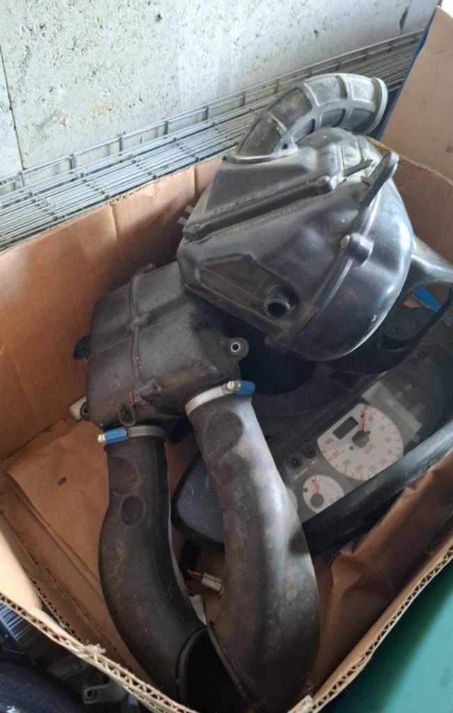 Pièce Tmax 500 530 2001 2007 2008 2011 2012 2016 2, Enlèvement ou Envoi, Utilisé