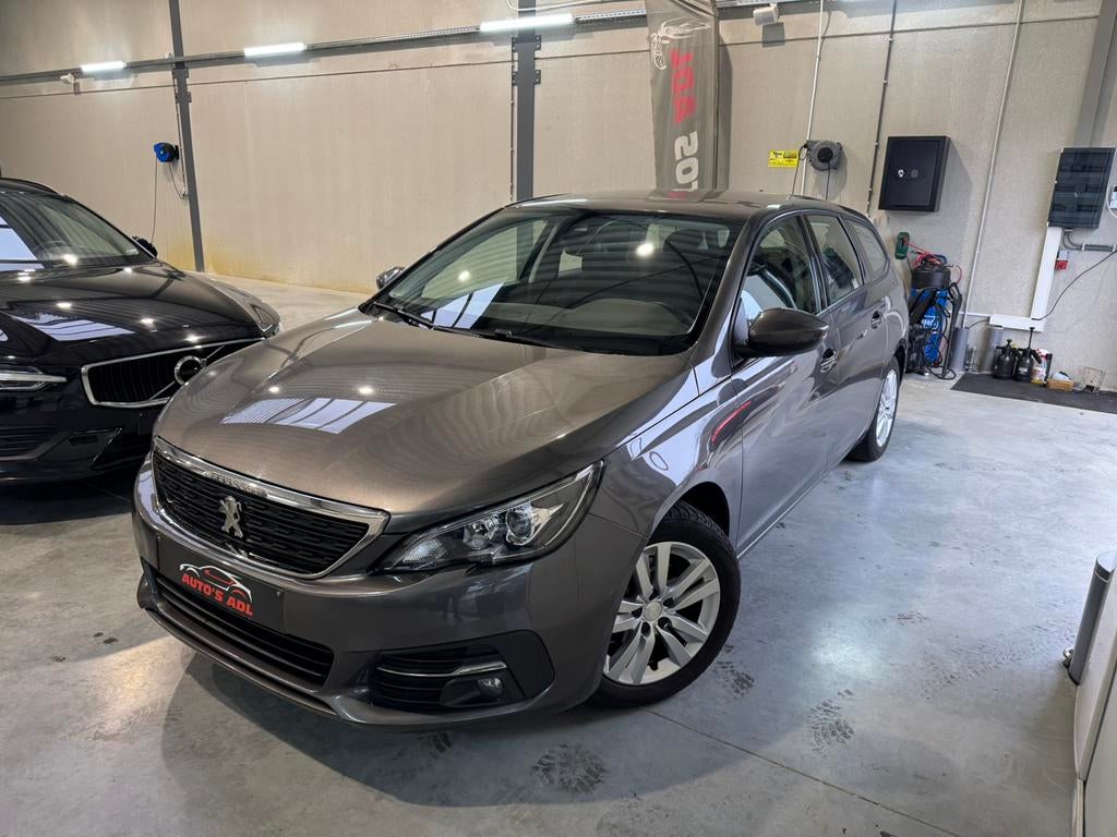 Peugeot 308 1.2 130PK/VIRTUAL/DAB+/NAVI/GARANTIE, Voorwielaandrijving, Stof, 1199 cc, https://public.car-pass.be/vhr/8aef7802-e4da-44e2-bfd0-752b9b393fc5