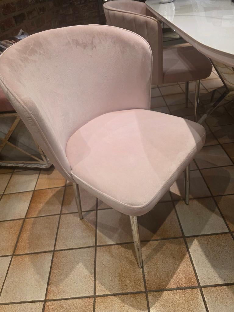 Chaise rose, Maison & Meubles, Chaises, Enlèvement ou Envoi, Comme neuf, Métal, Quatre