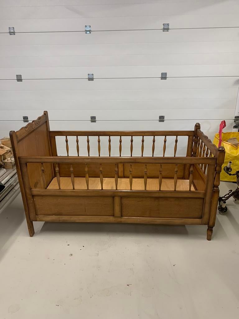 Vintage kinderbed, Enlèvement